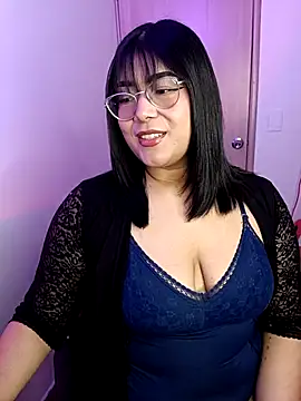 AlexaKimm online show from 09-20-25, 02:51