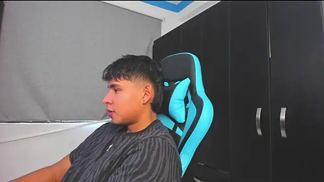 Bray Kevin online show from 10-30-25, 06:08