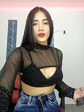 Snapshot of karol_cortes_18 chatting on 09-23-25, 07:28 karol cortes 18 online show from 09-23-25, 07:28