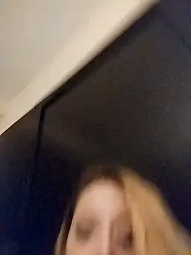 Snapshot of Blueeyesoulsnatcher chatting on 10-30-25, 07:54 Blueeyesoulsnatcher online show from 10-30-25, 07:54