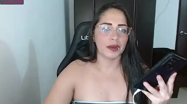 natashasmithe online show from 12-10-24, 03:09