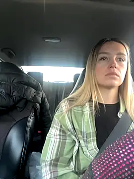 StasyWood online show from 10-16-25, 01:06