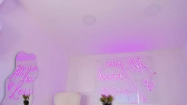 Abby-me online show from 12-09-24, 11:47