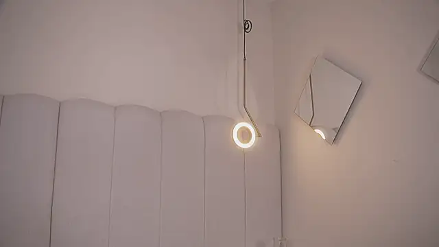 Abby-me online show from 10-21-25, 12:39