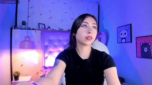 Snapshot of _cloe_martinez chatting on 03-04-25, 10:16 cloe martinez online show from 03-04-25, 10:16