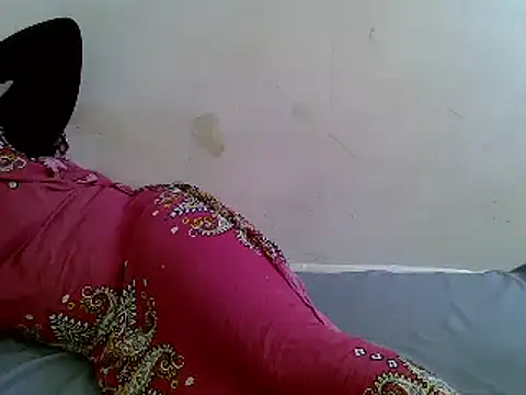 Crystal  Gee online show from 12-27-24, 06:46