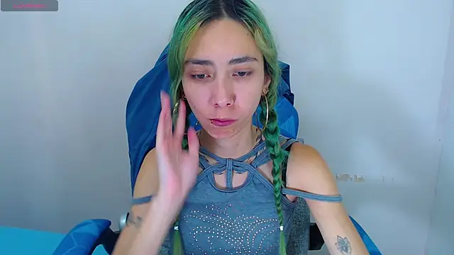 Erika Stevens online show from 10-12-25, 03:55