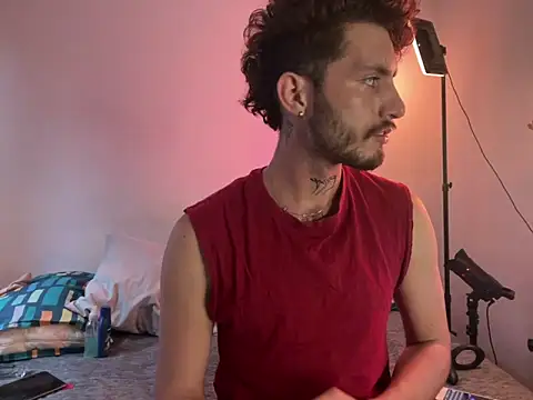 axel giracr online show from 12-20-24, 09:39