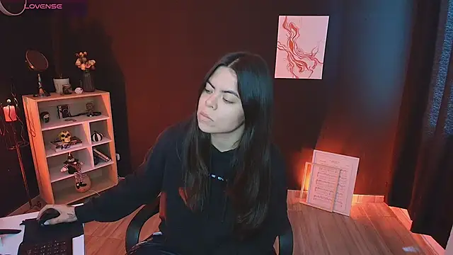  WednesdayFriday  online show from 11-23-25, 05:02