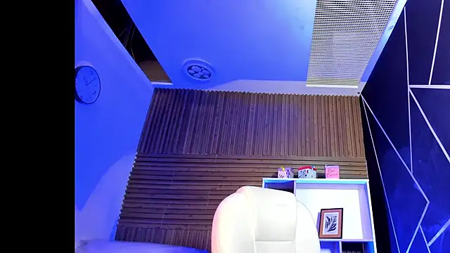 JacksonMuller  online show from 12-20-25, 03:08