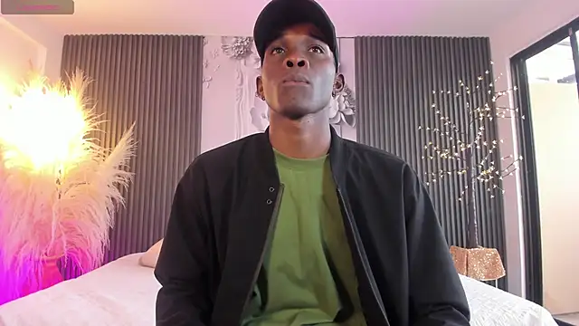 Snapshot of JacksonMuller_ chatting on 02-02-26, 01:21 JacksonMuller online show from 02-02-26, 01:21