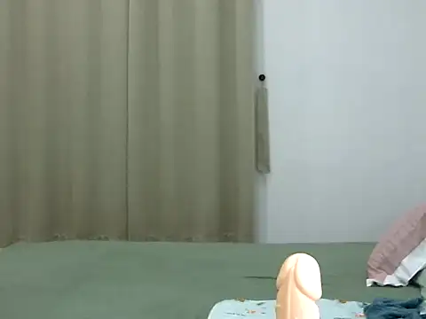 Snapshot of lisa_831 chatting on 01-26-25, 10:45 lisa 831 online show from 01-26-25, 10:45