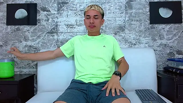 jeic 18 online show from 11-15-25, 07:10