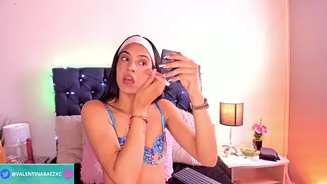 valentinabaez online show from 01-21-25, 03:43