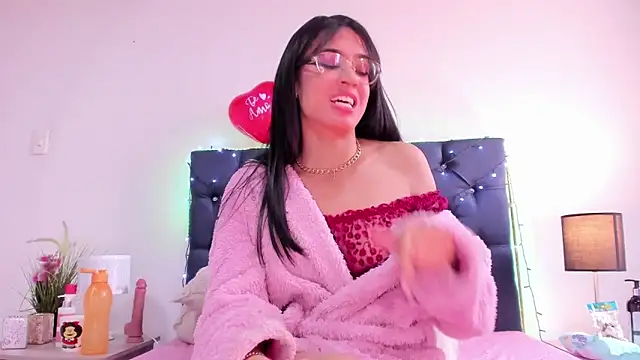 valentinabaez online show from 02-11-25, 06:22