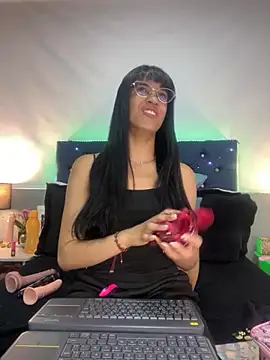 valentinabaez online show from 10-09-25, 06:50