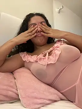 Snapshot of Nathcurly_ chatting on 10-07-25, 10:51 Nathcurly online show from 10-07-25, 10:51