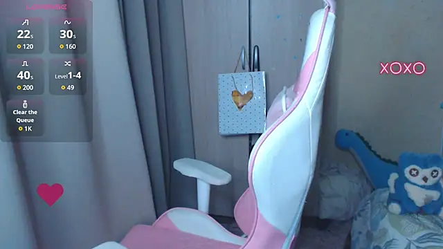 LeahGottty online show from 12-17-25, 02:17