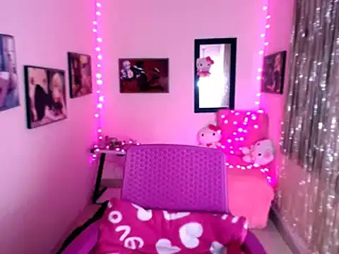 Cristal w online show from 12-05-24, 12:22