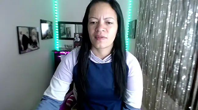 Cristal w online show from 03-19-25, 12:23