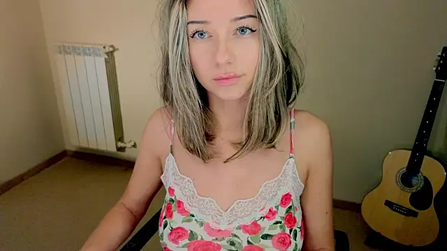 Lenamuti25 online show from 01-09-25, 07:08