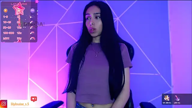 Snapshot of lilylouisee chatting on 11-06-25, 02:51 lilylouisee online show from 11-06-25, 02:51