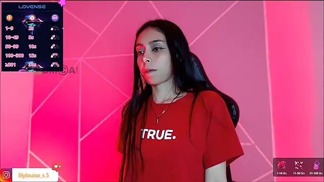 Snapshot of lilylouisee chatting on 11-16-25, 10:26 lilylouisee online show from 11-16-25, 10:26