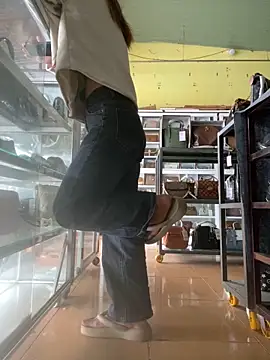 Rosa 998 online show from 10-27-25, 01:42