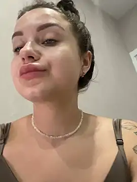 ellie ssexy online show from 12-19-24, 04:45
