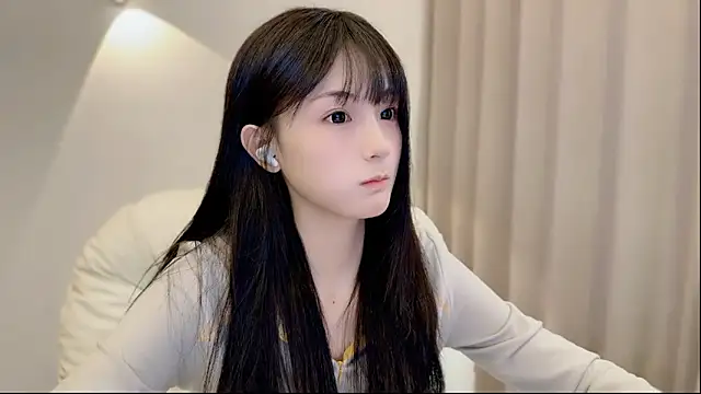 Snapshot of SHUIshui_ chatting on 09-17-25, 06:48 SHUIshui online show from 09-17-25, 06:48