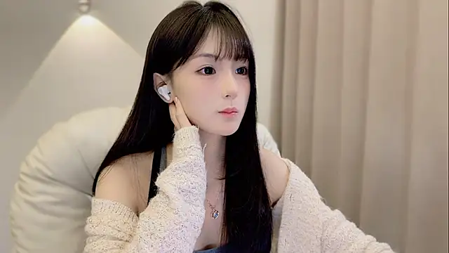 Snapshot of SHUIshui_ chatting on 10-22-25, 11:54 SHUIshui online show from 10-22-25, 11:54