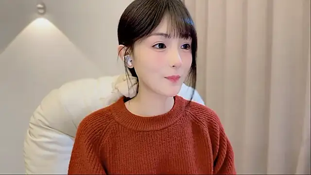 Snapshot of SHUIshui_ chatting on 11-10-25, 01:10 SHUIshui online show from 11-10-25, 01:10