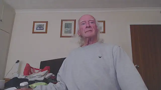 WaverlyKernow online show from 10-04-25, 12:14