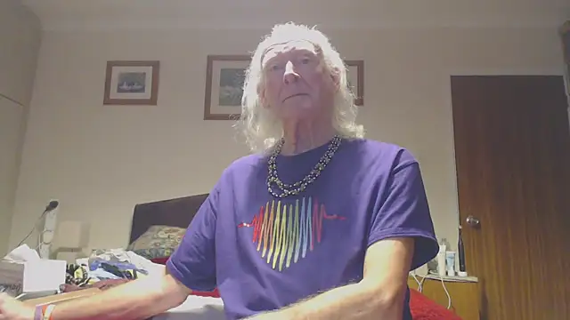 WaverlyKernow online show from 11-12-25, 12:05