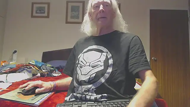 WaverlyKernow online show from 02-18-26, 09:05