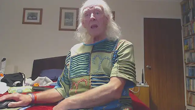 WaverlyKernow online show from 02-20-26, 01:33