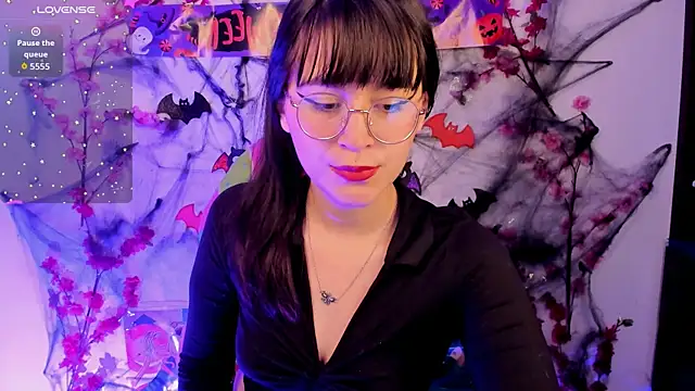 honeykitty 777 online show from 10-18-25, 03:20