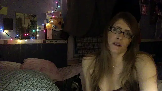 Snapshot of beelzebubblesxo chatting on 01-20-25, 09:03 beelzebubblesxo online show from 01-20-25, 09:03