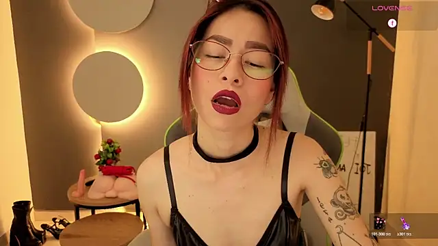 Snapshot of rosse_98_ chatting on 02-26-26, 01:54 rosse 98 online show from 02-26-26, 01:54