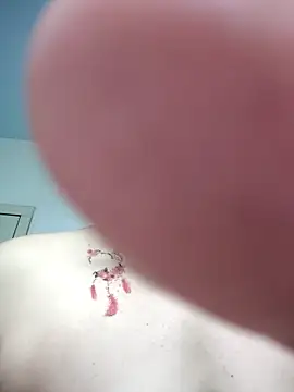 zhenzhen521 online show from 03-11-25, 04:18