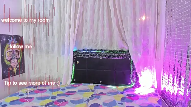 Snapshot of Megan_Miles02 chatting on 12-19-24, 03:18 Megan Miles02 online show from 12-19-24, 03:18