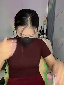 Snapshot of -KathySweet- chatting on 04-07-26, 04:02 -KathySweet- online show from 04-07-26, 04:02