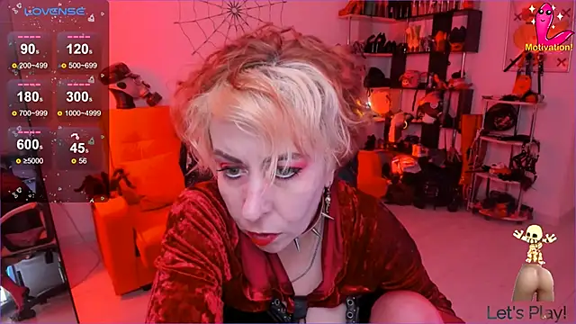 Snapshot of GinaMiracle chatting on 11-21-25, 02:32 GinaMiracle online show from 11-21-25, 02:32