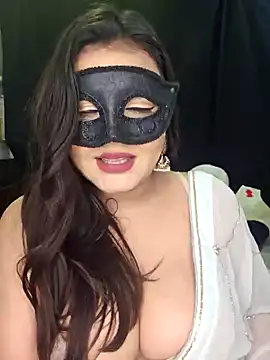 Snapshot of Blossam_07 chatting on 01-07-25, 12:13 Blossam 07 online show from 01-07-25, 12:13