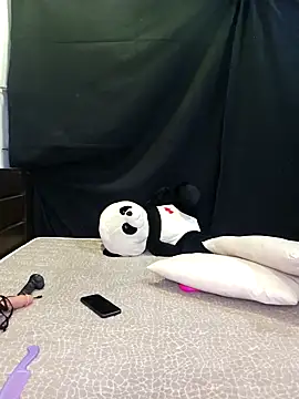 Snapshot of Blossam_07 chatting on 01-17-25, 11:27 Blossam 07 online show from 01-17-25, 11:27