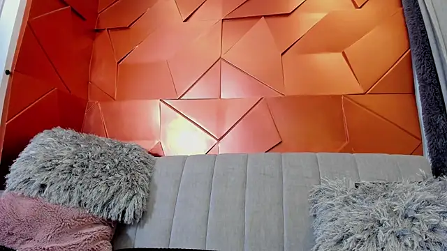 Snapshot of Alexxxholy chatting on 03-17-25, 01:50 Alexxxholy online show from 03-17-25, 01:50