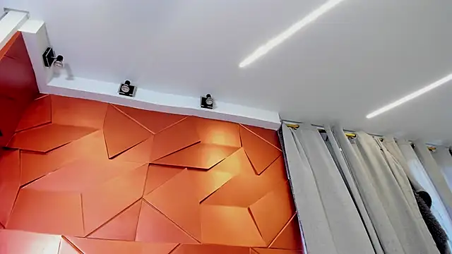 Snapshot of Alexxxholy chatting on 03-17-25, 07:58 Alexxxholy online show from 03-17-25, 07:58