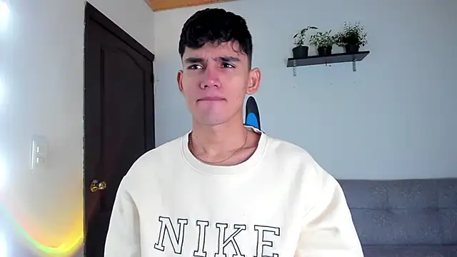 EstebanPerez  online show from 01-23-25, 12:52