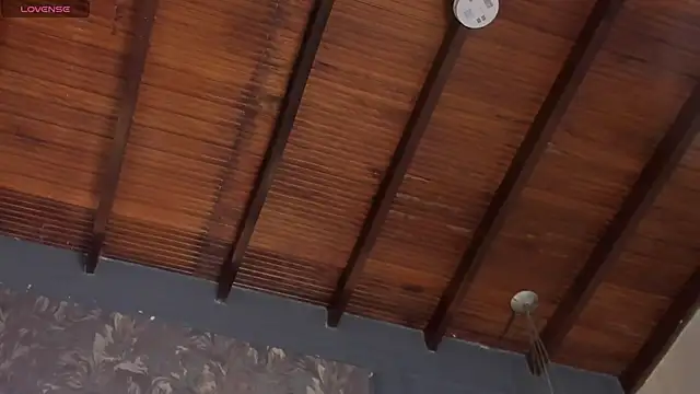 Snapshot of SteffanyBeck chatting on 03-05-25, 05:39 SteffanyBeck online show from 03-05-25, 05:39