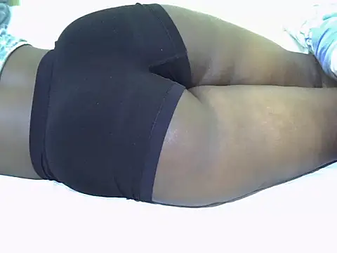 candililie online show from 11-08-25, 04:12